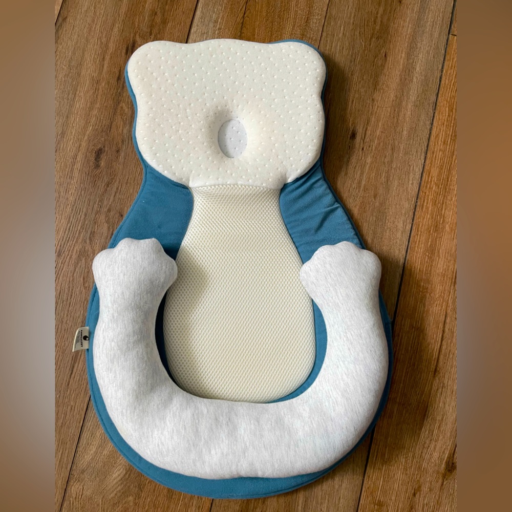 Bear Baby Lounger Pillow USED ONCE